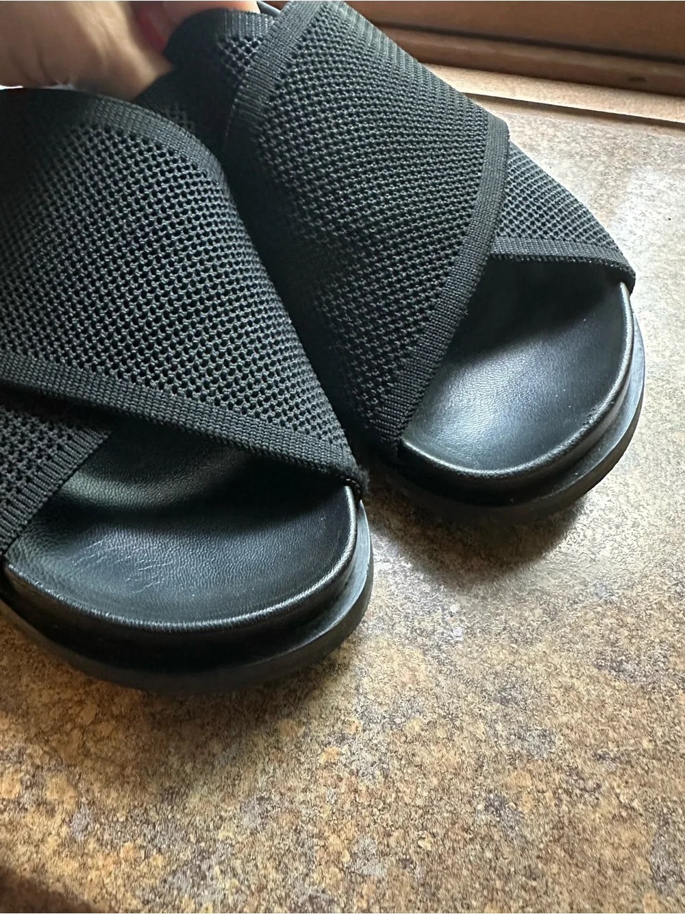 Everlane reknit form crossover sandals - Picture 6 of 6